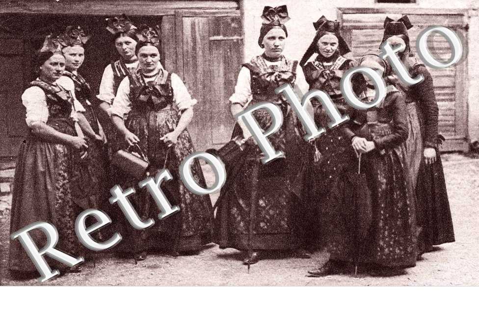 costumes