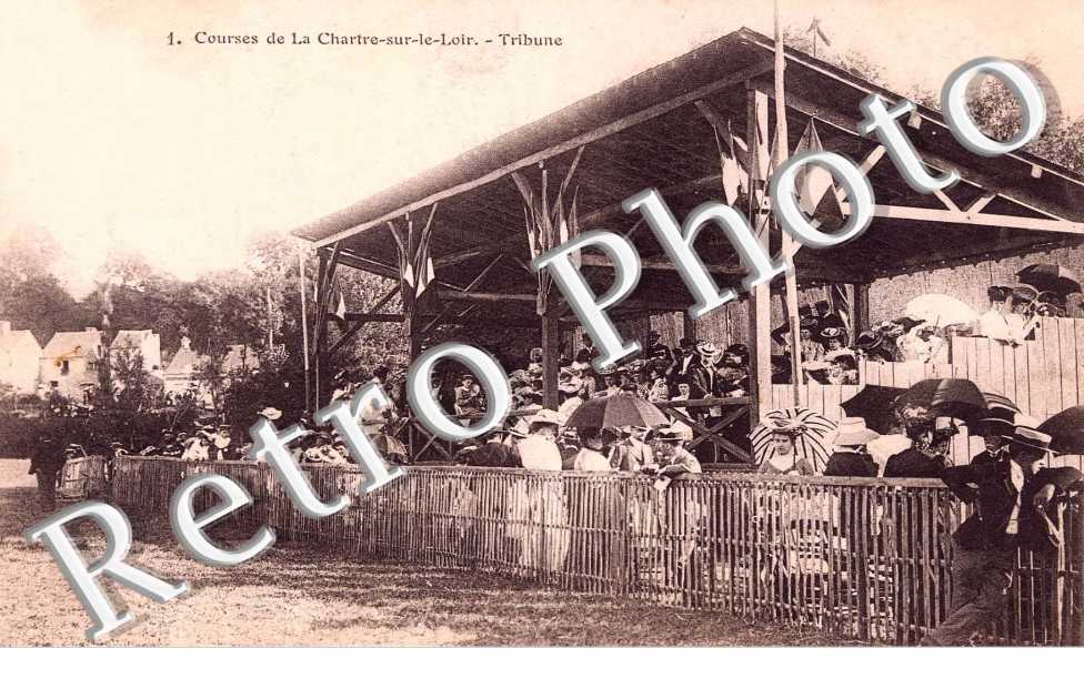 Courses de la Chartre sur le Loir - Tribune