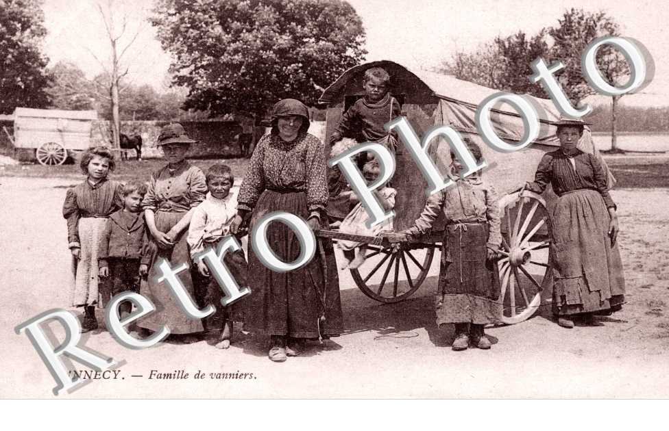  FAMILLE DE VANNIERS