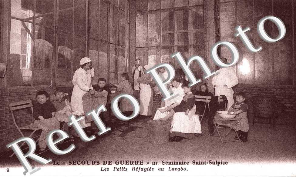 le secours de guerre au SEMINAIRE SAINT SULPICE LES PETITS REFUGIES AU LAVABO