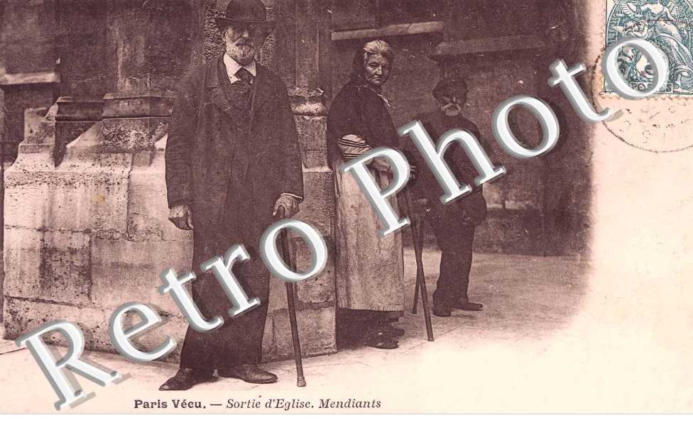 sortie d&#039;eglise, mendiants