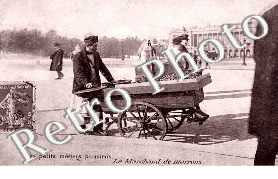 Place de la Concorde  Les petits metiers parisiens Le marchand de marrons