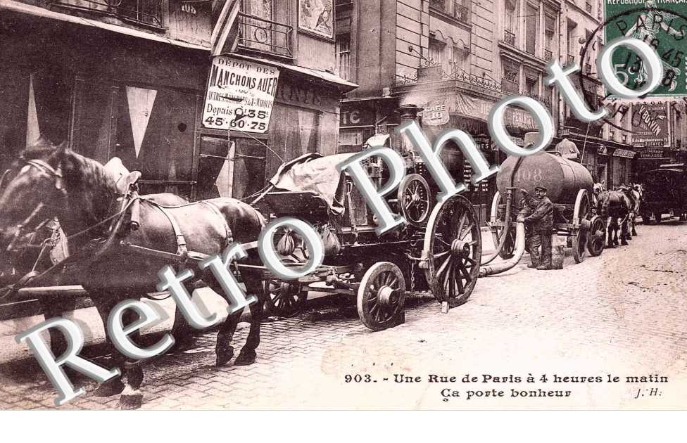 une rue de Paris a 4 heures du matin