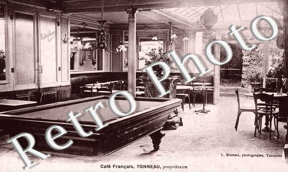 CAFE FRANCAIS TONNEAU PROPRIETAIRE