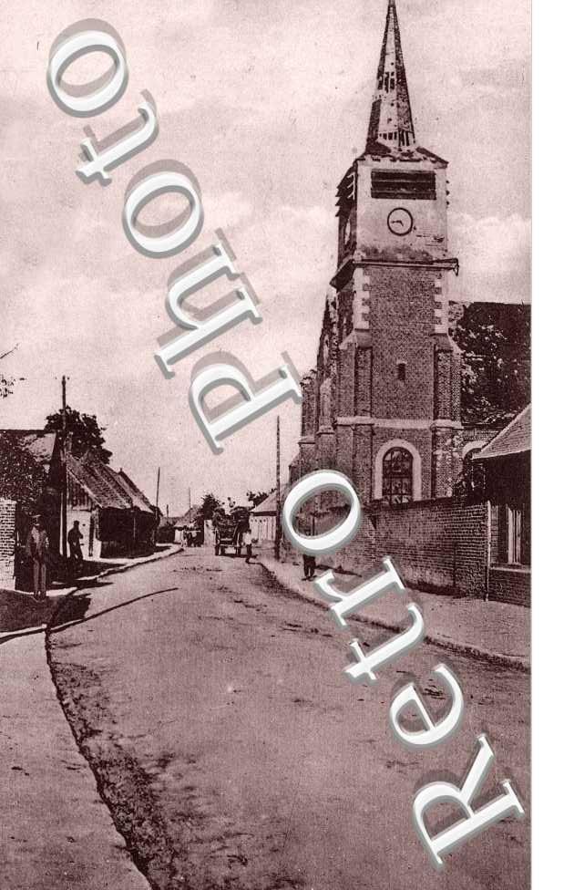 ( vue interieure et l&#039;Eglise )