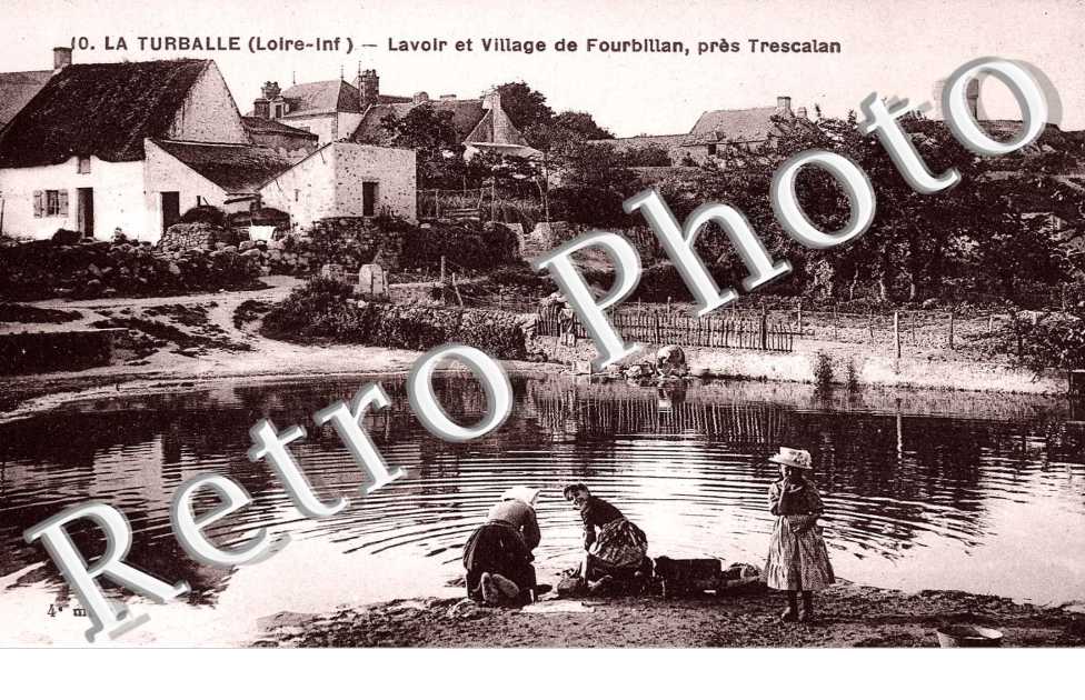 la&voir et village de Fourbillan pres Trescalan