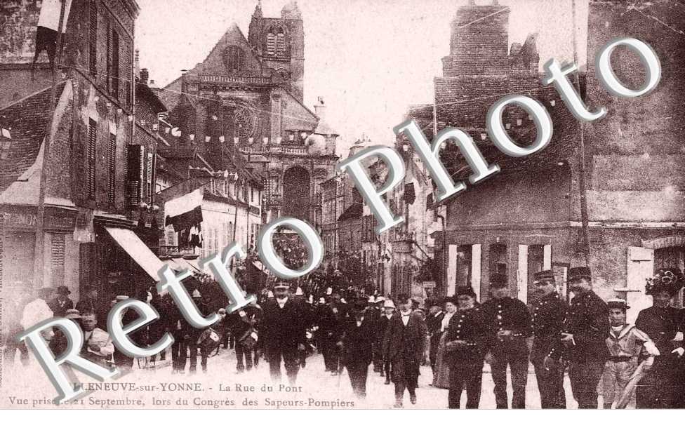 La rue du pont - congres des sapeurs-pompiers le 21 sept