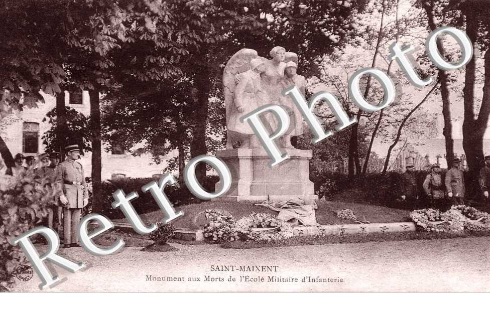 MONUMENT AUX MORTS