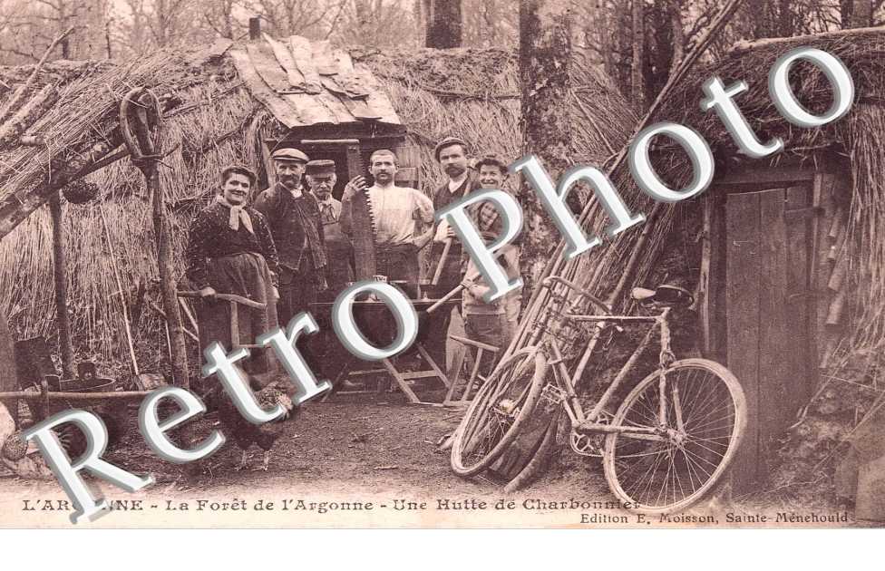 Foret de l&#039;Argonne - Une hutte de Charbonnier