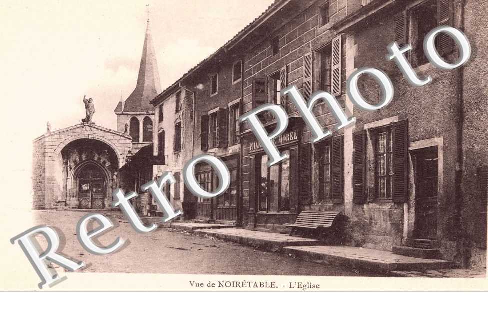 VUE DE NOIRETABLE L&#039;EGLISE