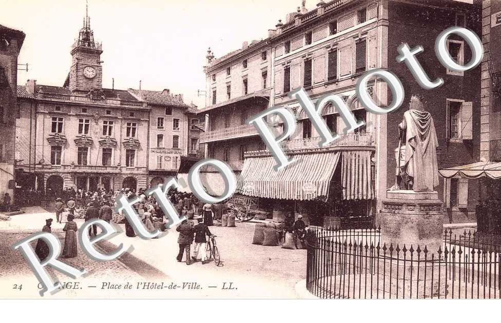la Place de l&#039;Hotel de Ville