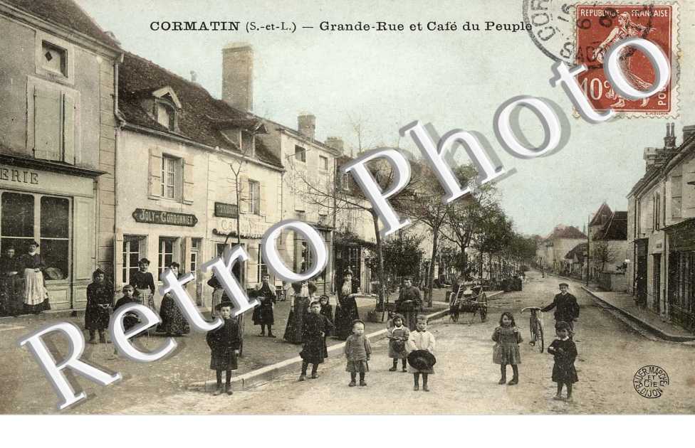 Grande Rue et Cafe du Peuple