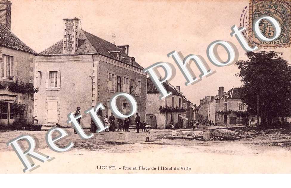 Rue et place de l'hotel de ville