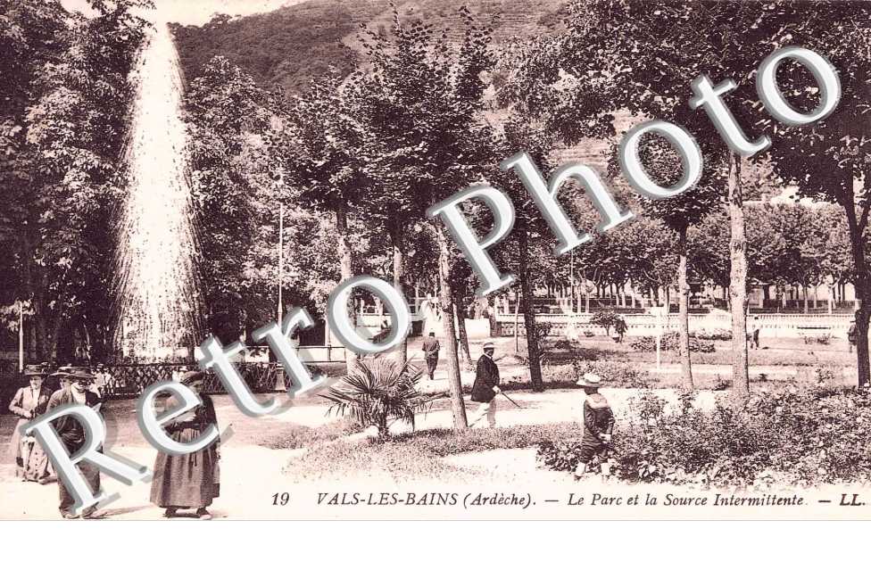 la parc et la source intermittente