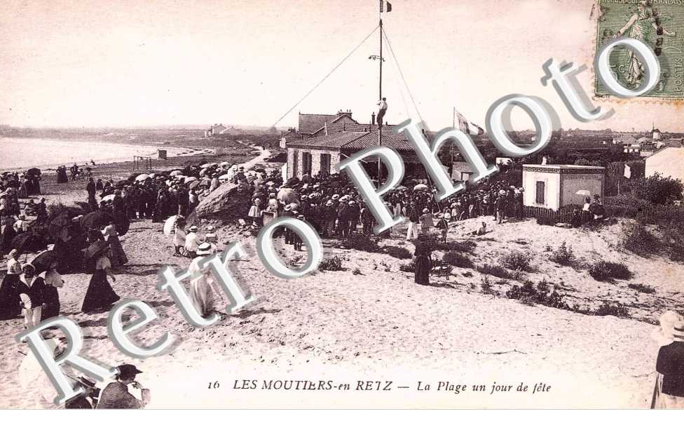 la plage un jour de fete