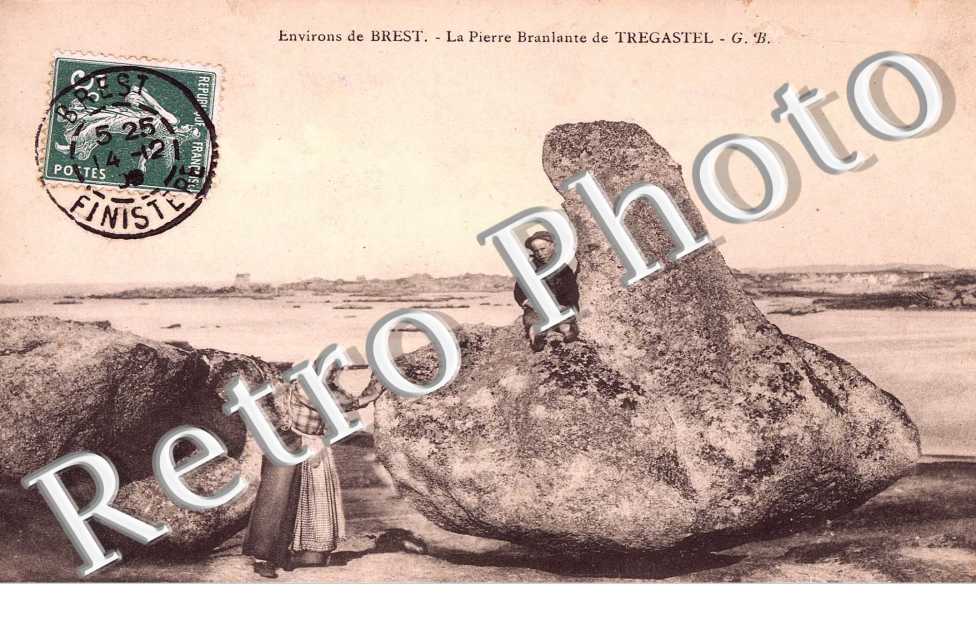 la pierre branlante de TREGASTEL