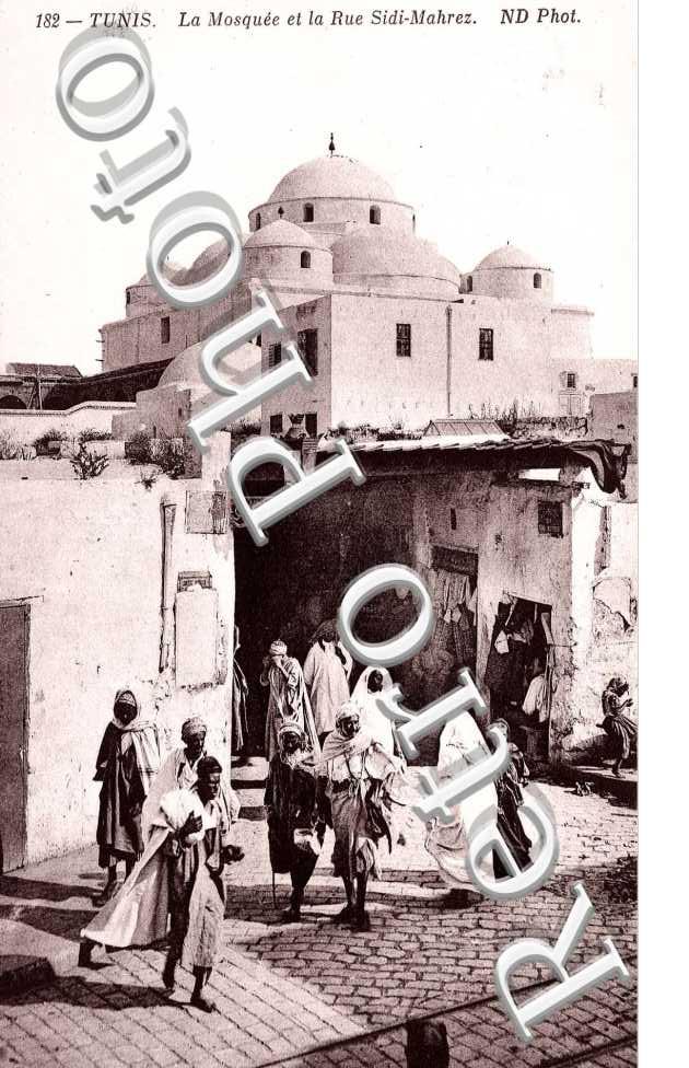 La Mosquée et la rue Sidi Mahrez