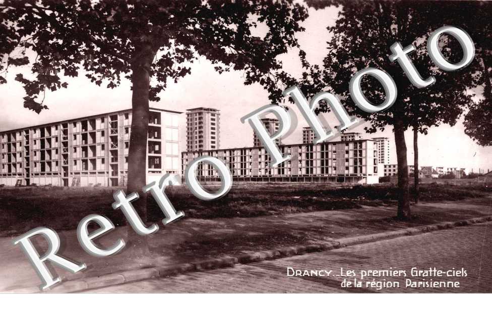 Les premiers gratte-ciels de la region parisienne 