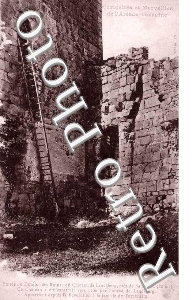 entree du donjon et des ruines du chateau de Landsberg