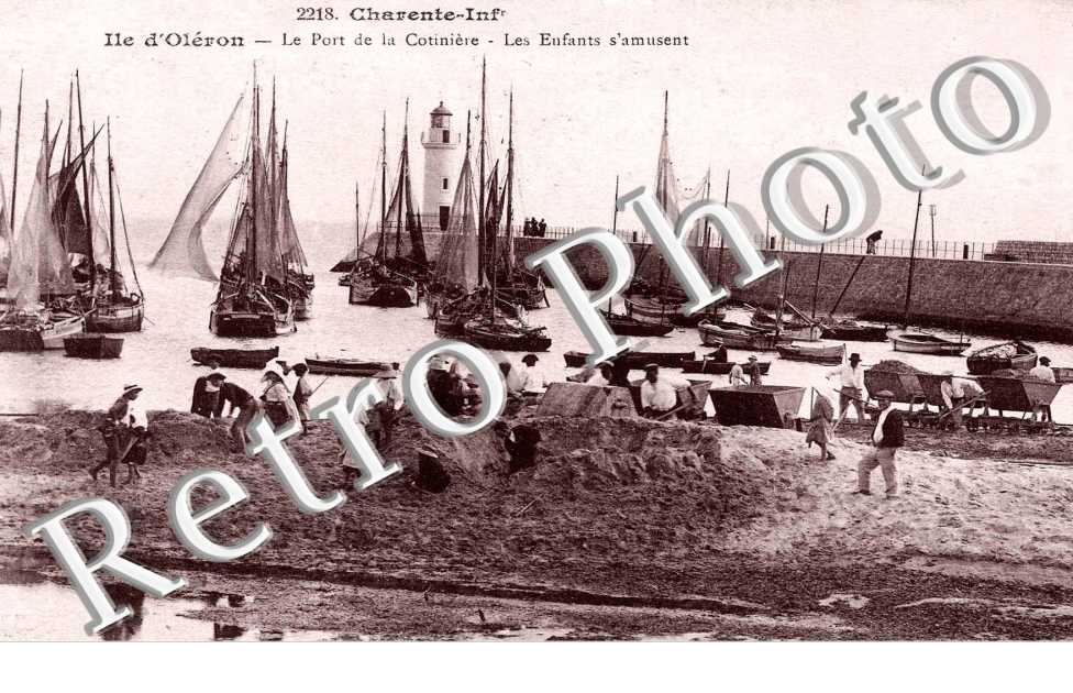 le port, les enfants s&#039;amusent