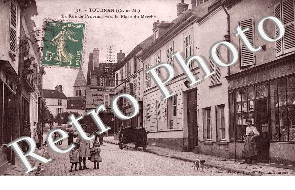 LA RUE DE PROVINS