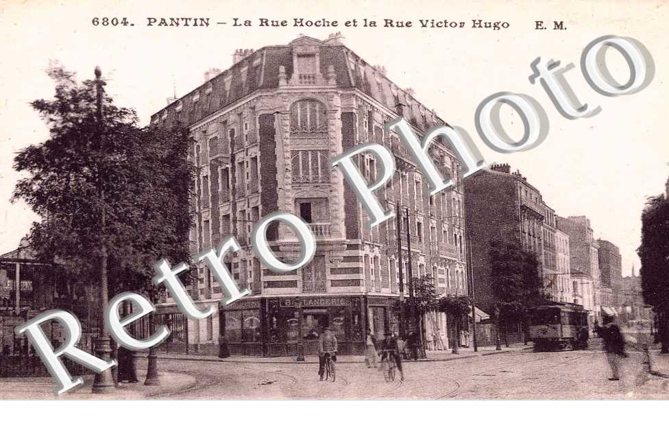 LA RUE HOCHE ET LA RUE VICTOR HUGO
