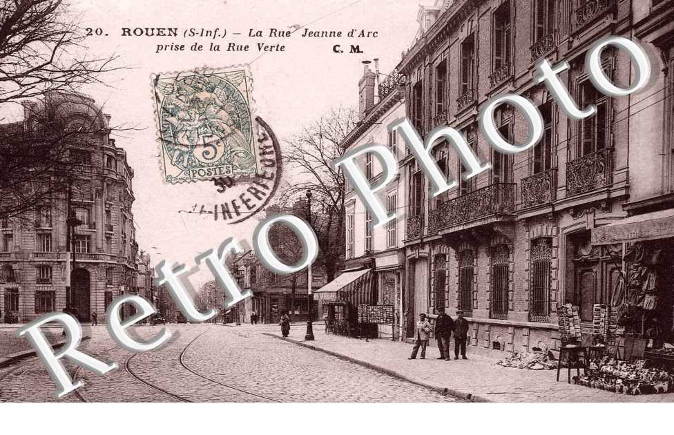 RUE JEANNE D'ARC prise de la rue verte