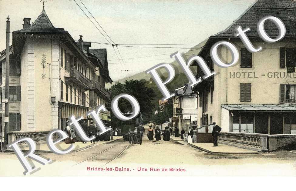 Une rue de Brides (couleur)
