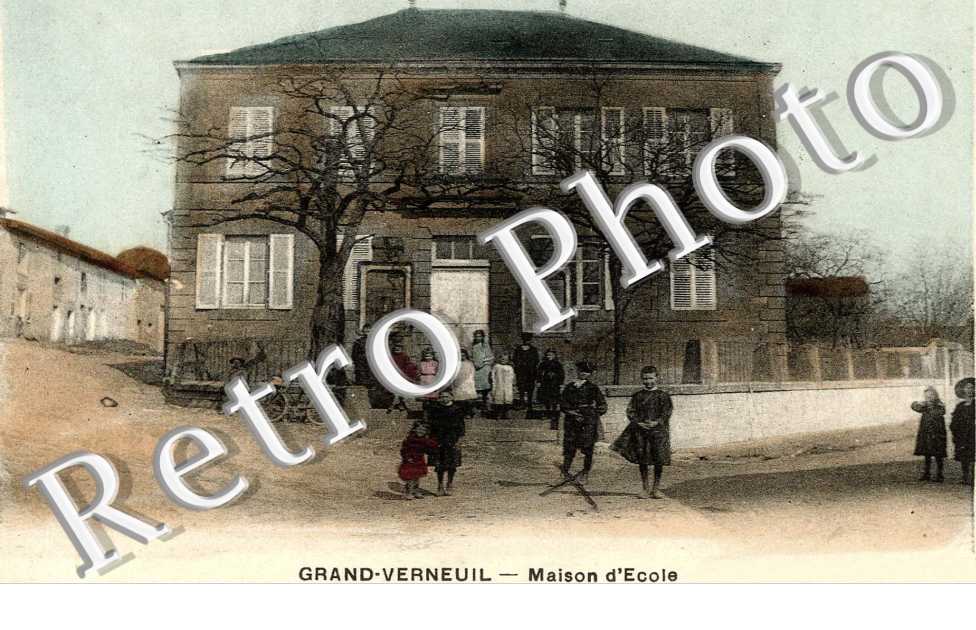 MAISON D'ECOLE
