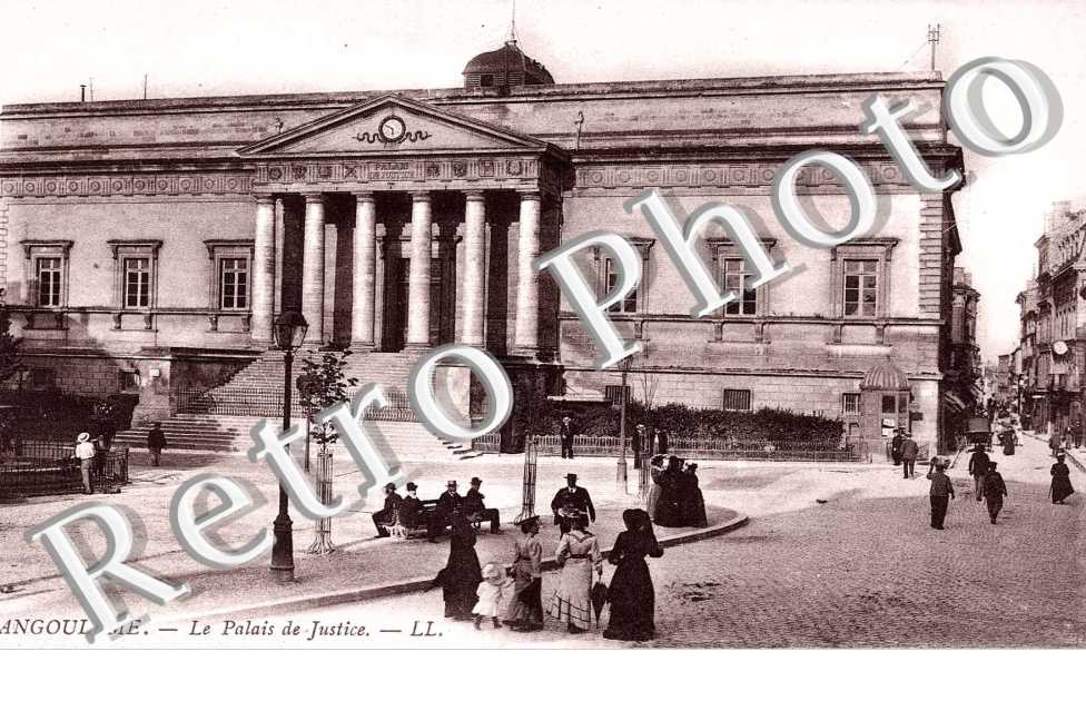 LE PALAIS DE JUSTICE