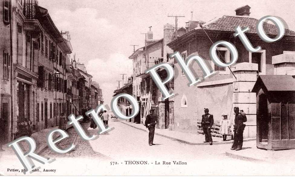 LA RUE VALLON