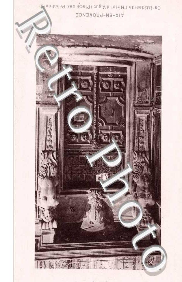 CARIATIDES DE L'HOTEL D'AGUT