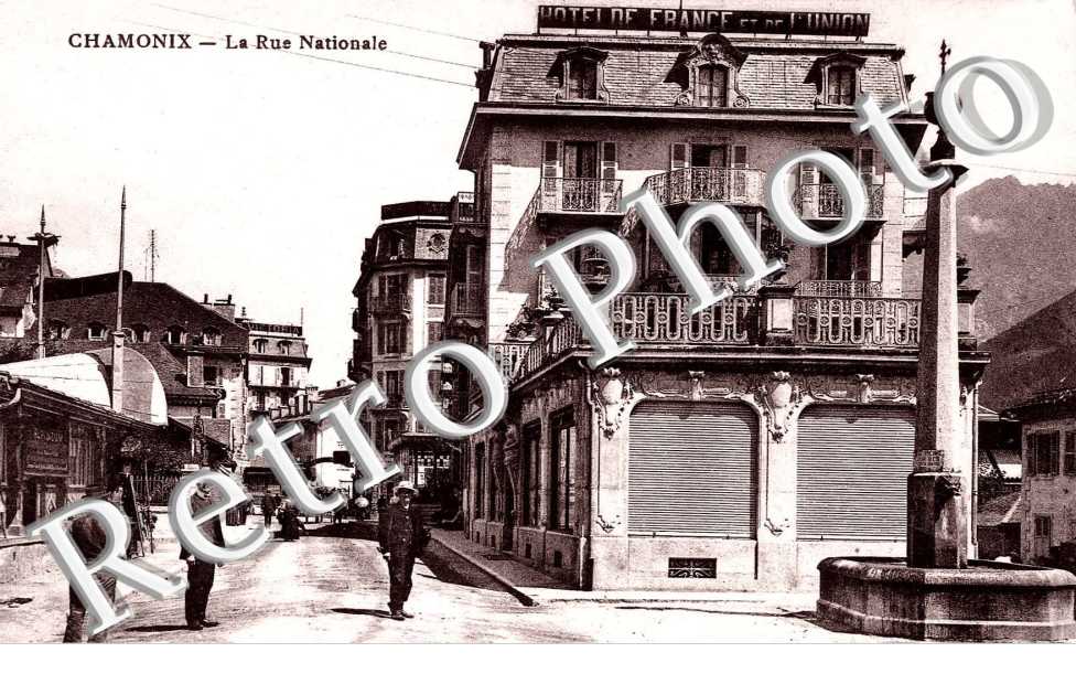 La rue  nationale - Hotel de France et de l'Union