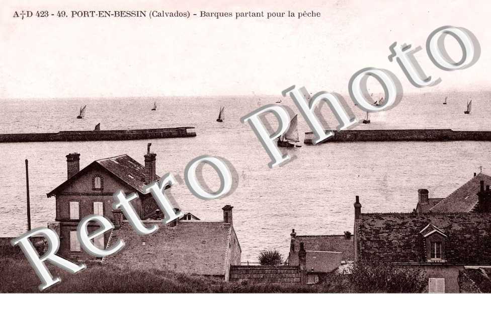 Barques partant pour la peche