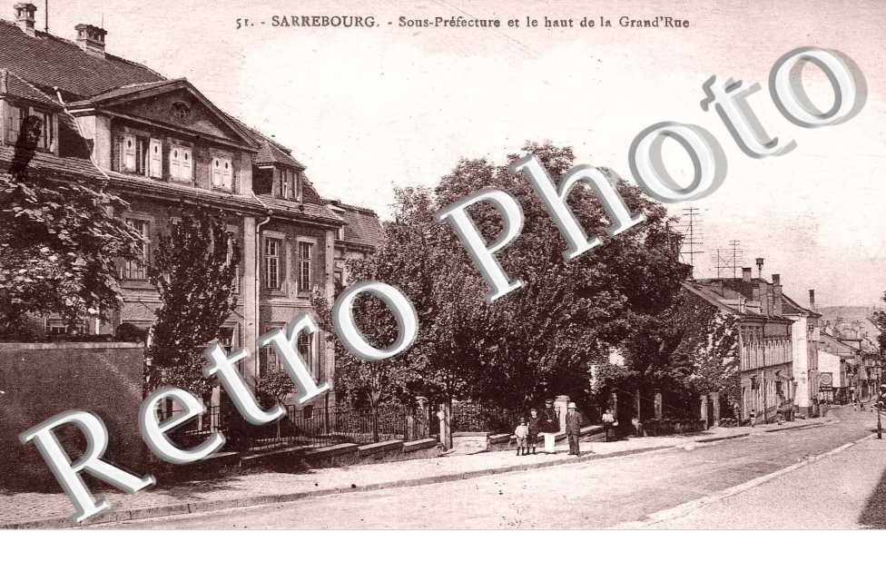 sous-préfecture et le haut de la Grand&#039;rue
