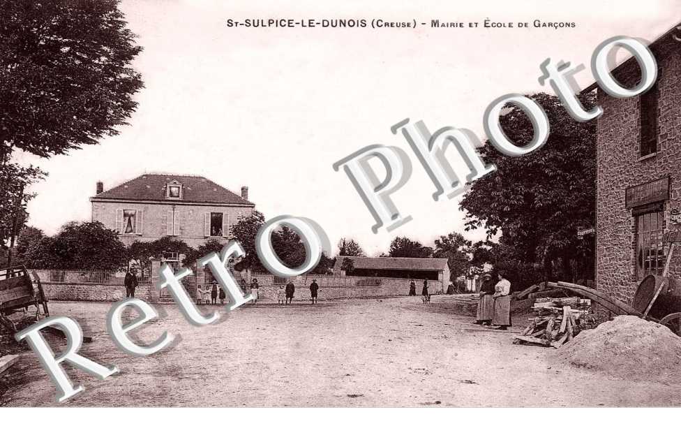 Mairie et ecole de garcons
