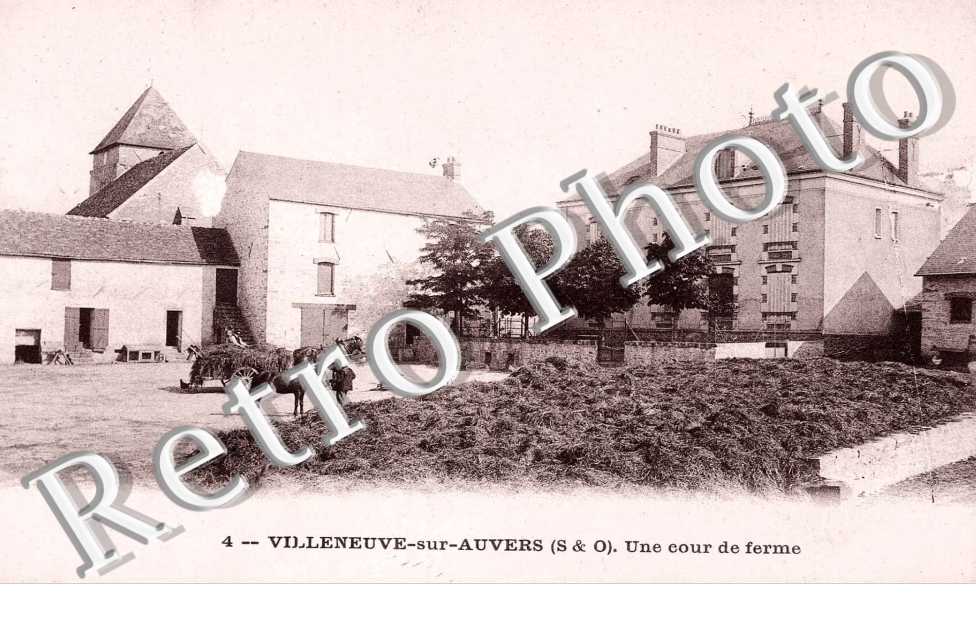 Une Cour de Ferme