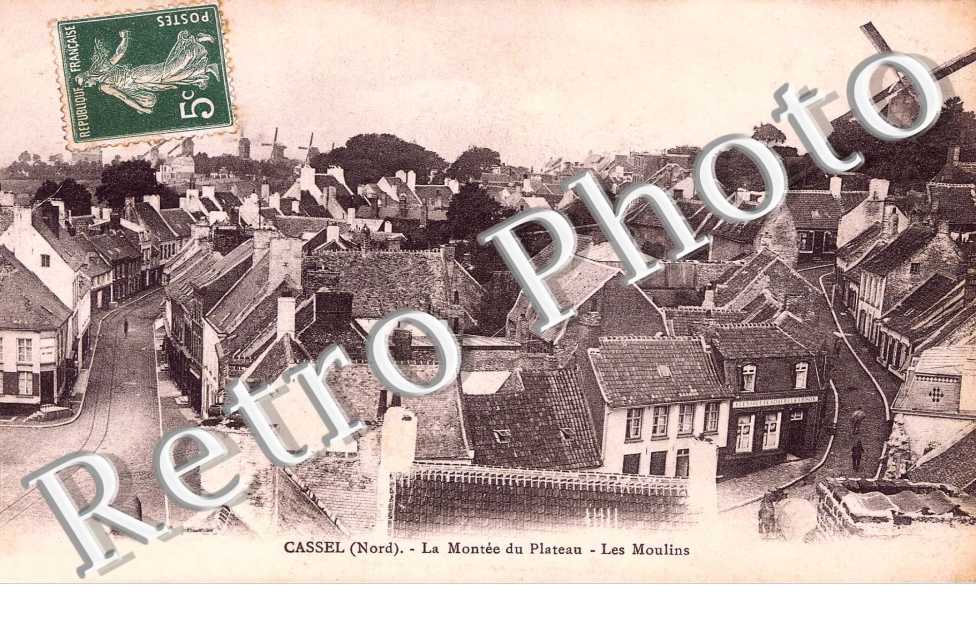 LA MONTEE DU PLATEAU LES MOULINS