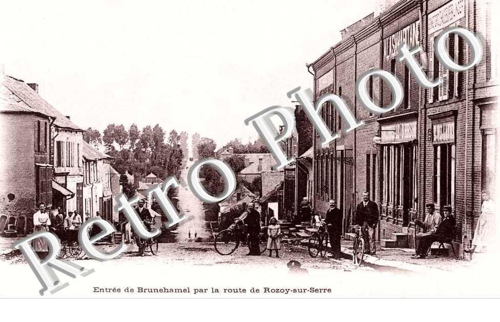 entree par la route de Rozoy-sur-Serre
