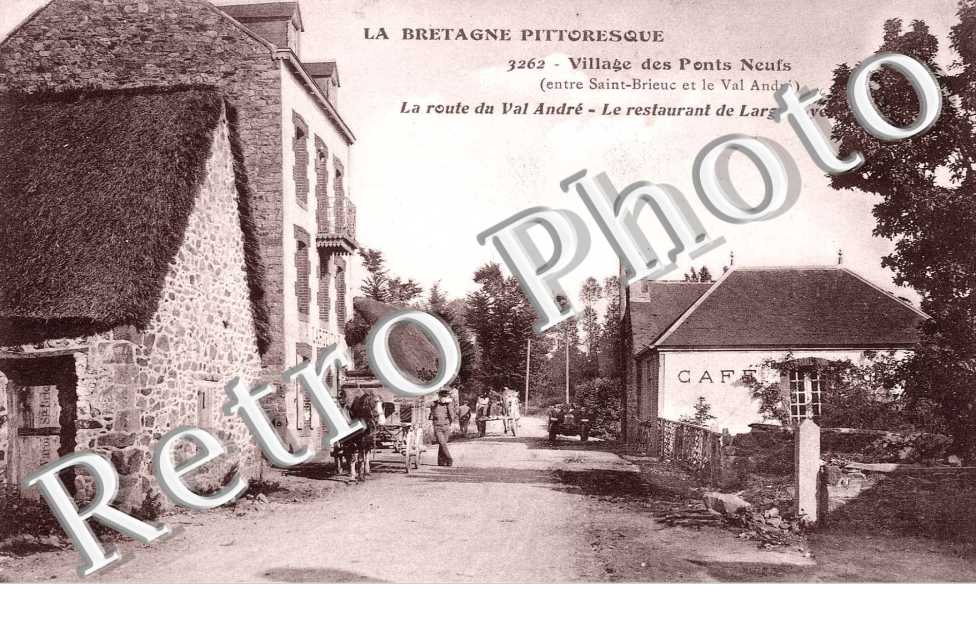 village des Ponts Neufs la route du Val Andre Le restaurant de Largentaye
