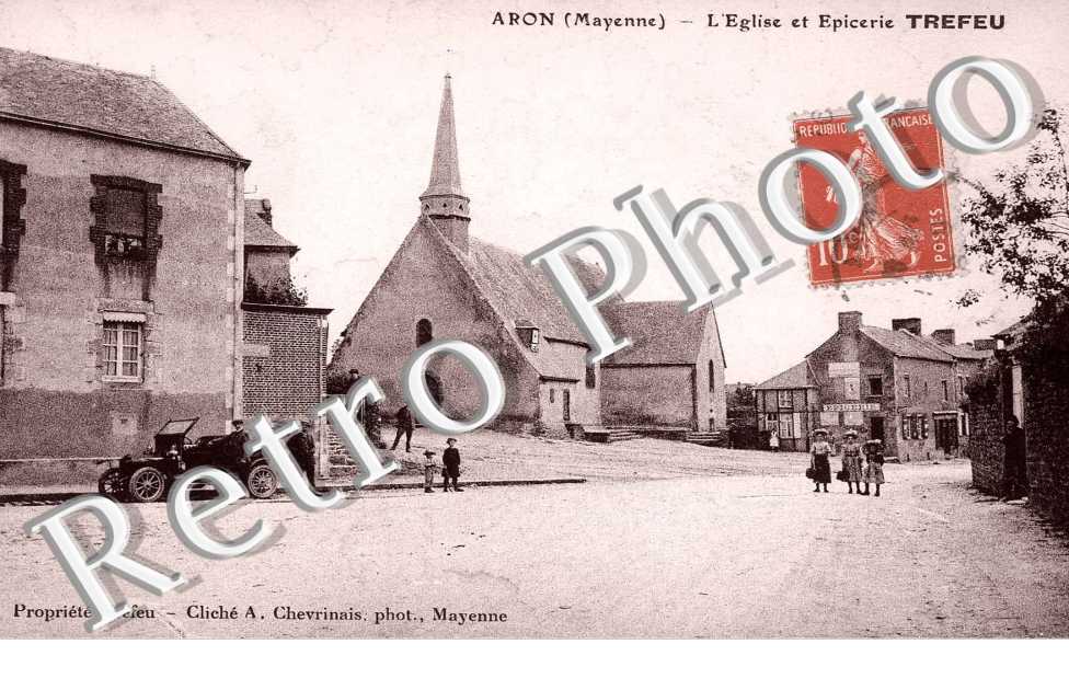 L&#039;eglise et l&#039;epicerie Trefeu