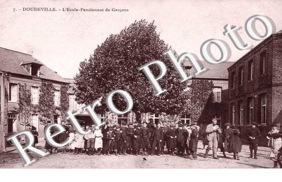 L&#039;ecole - pensionnat de garcons
