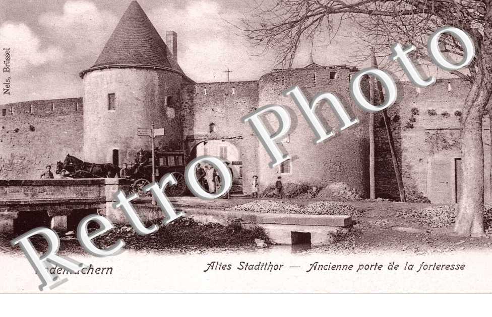 ancienne porte de la forteresse - altes Stadtthor - Nels sans n°