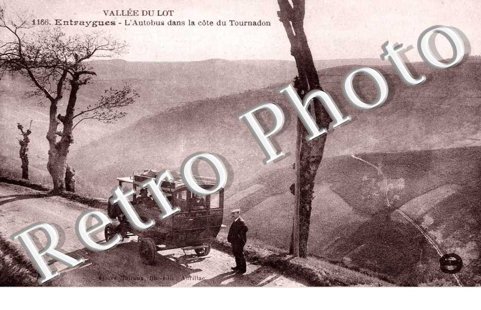 l&#039;autobus dans la cote du Touyrnadon