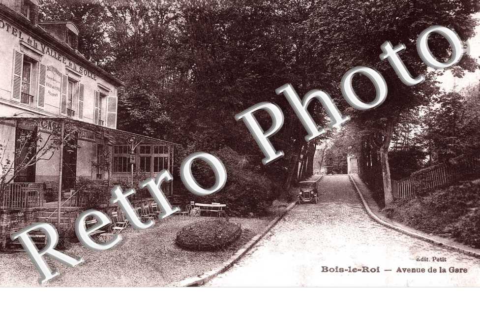 Rue de la gare - Hotel de la vallee de la solle