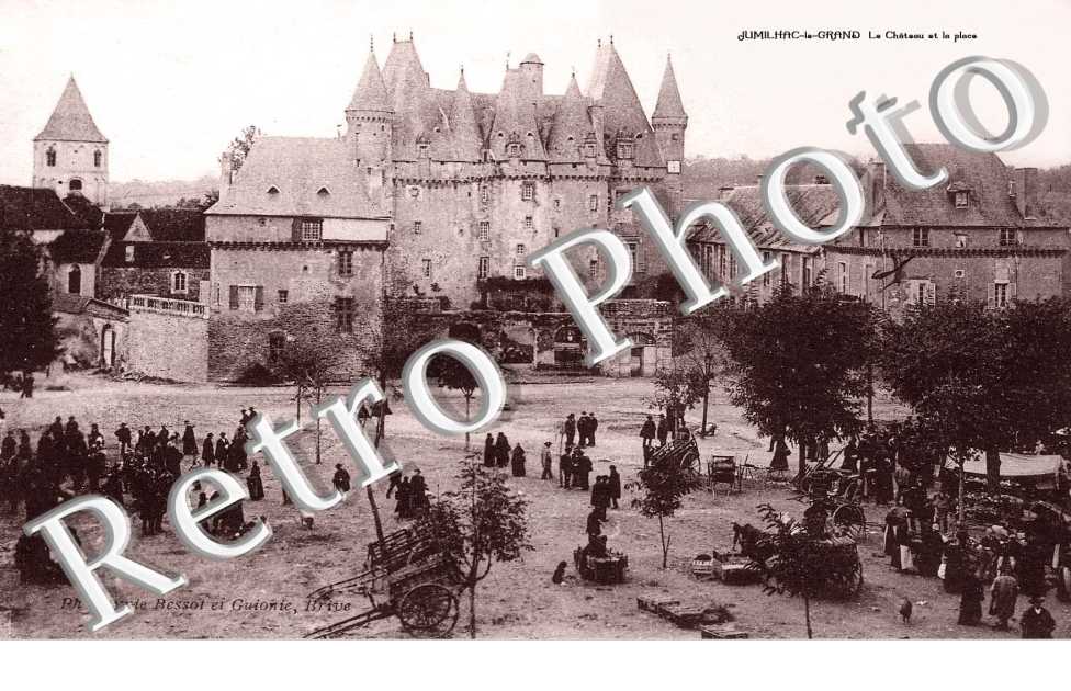 Le chateau et la place
