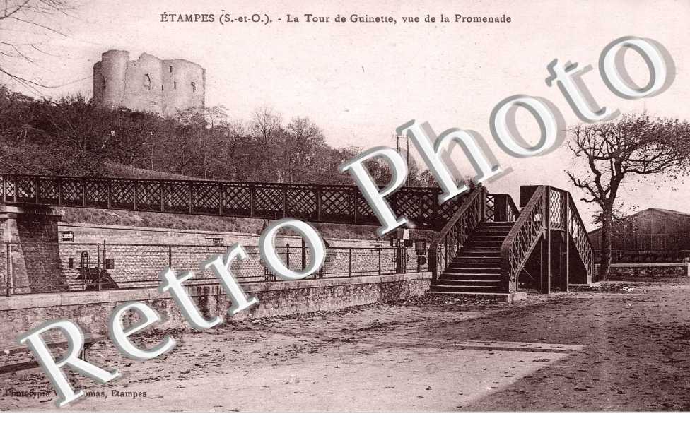 la tour de Guinette, vue de la promenade