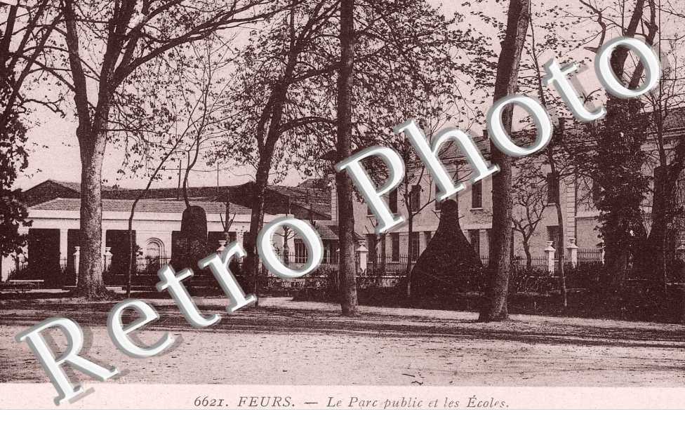 LE PARC PUBLIC ET LES  ECOLES