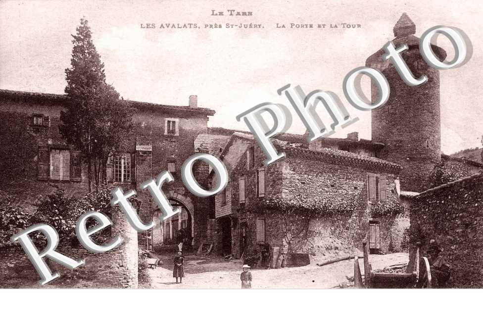 la porte et la tour