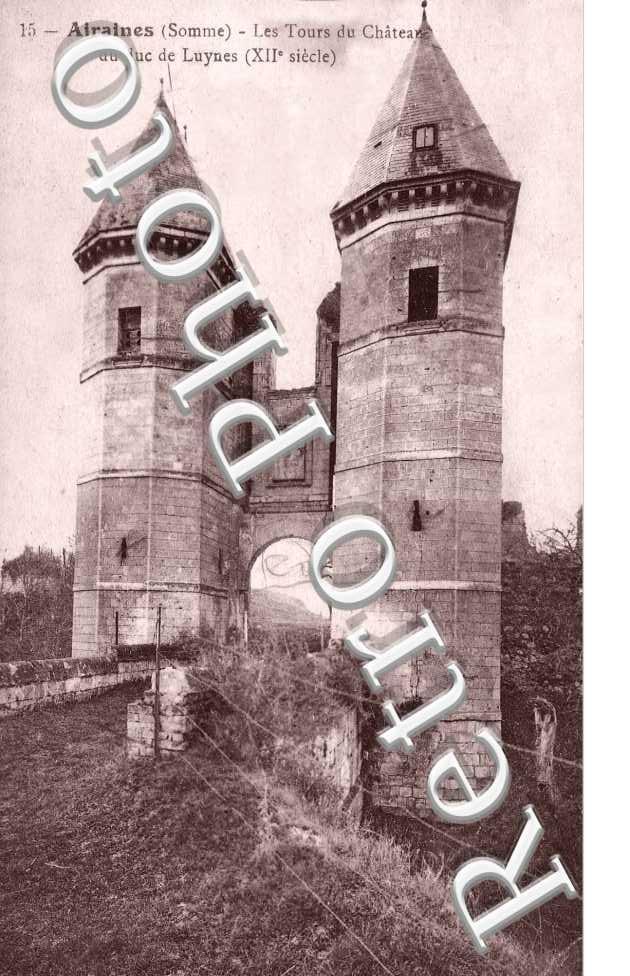 Les Tours du Chateau du duc de Luynes